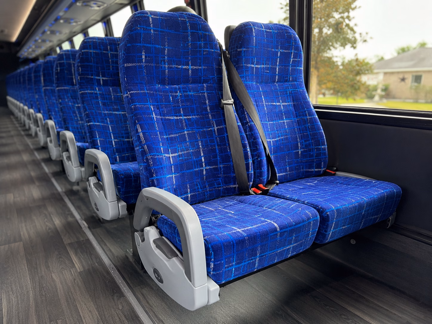 arlington plan your wedding day with an arlington charter bus rental
