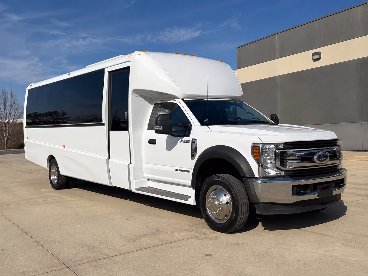 bedford corporate shuttle buses for bedford businesses
