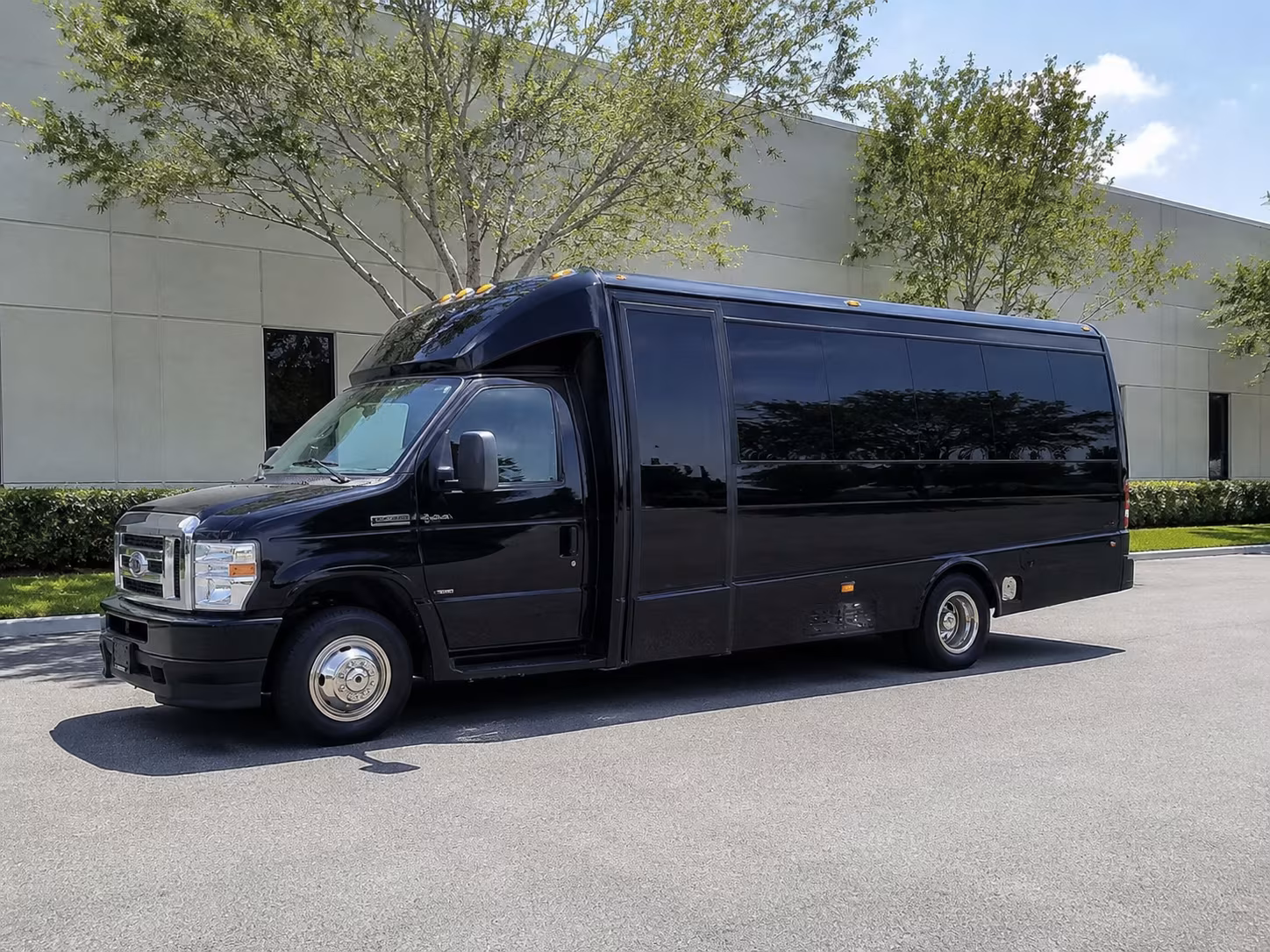 shuttle wedding guests directly from dfw airport to your grapevine venue
